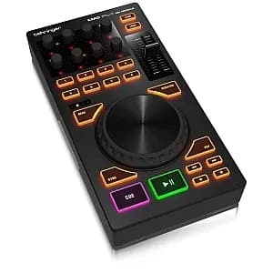 Behringer CMD PL 1 Deck based DJ Controller