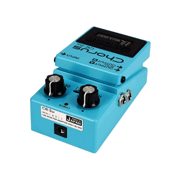 BOSS CE-2W WAZA CRAFT CHORUS PEDAL GITAR