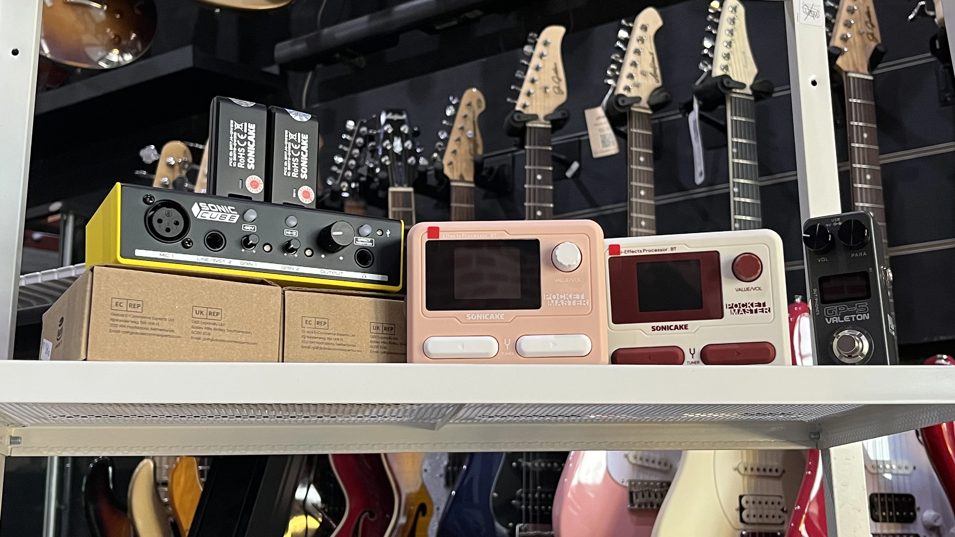 Area Display Gitar